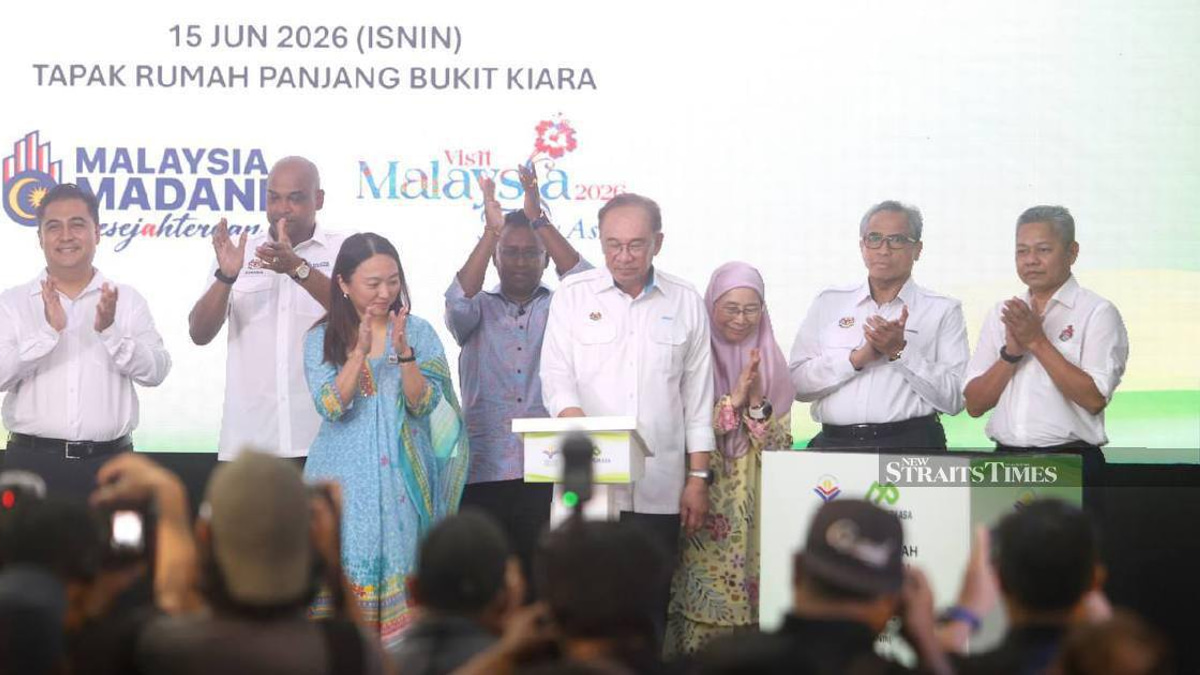 Anwar warns against divisive racial politics, says citizens suffer when leaders fan discord