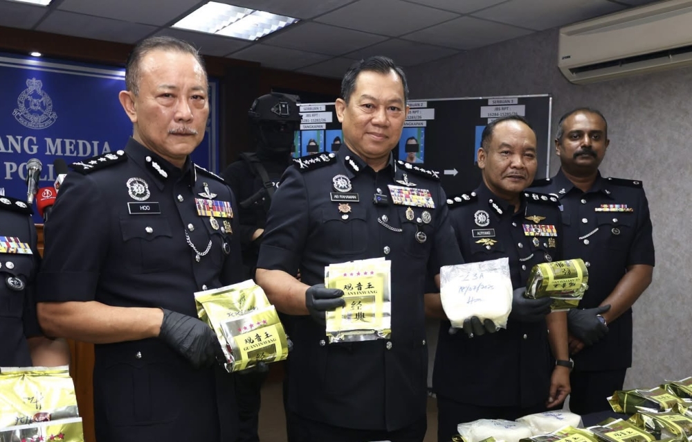 Teen Among Eight Arrested in Johor Bahru Drug Syndicate Bust
