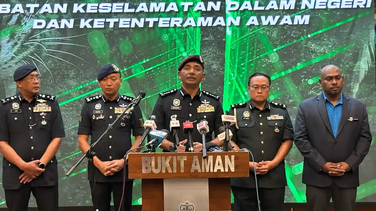 Authorities Bust Major Smuggling Ring: RM13 Million in Contraband Seized
