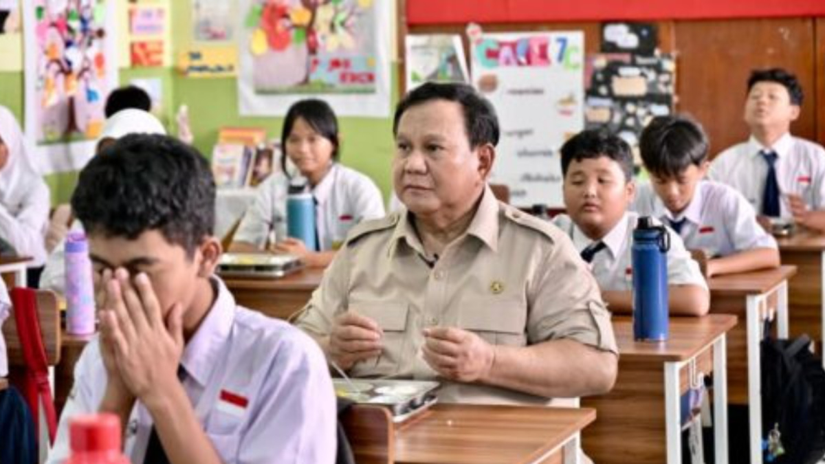 Indonesia's free meals scheme faces mounting pressure as rights body cites violations and court challenges intensify