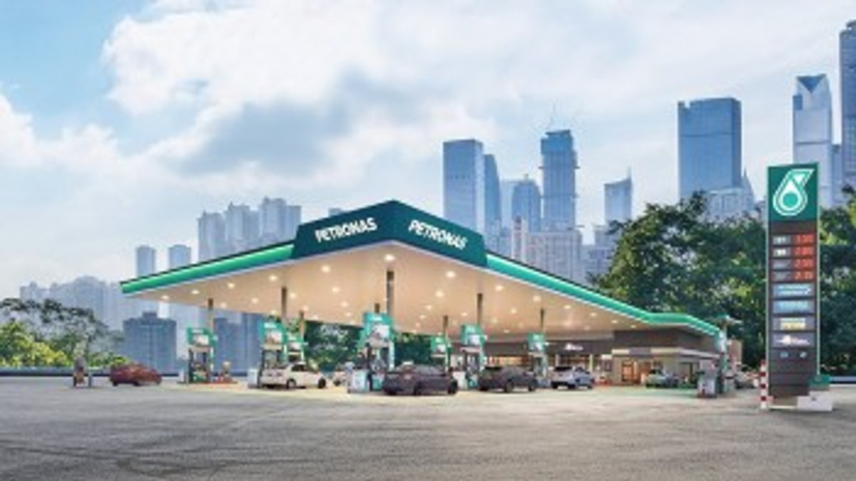 Petronas Fuel Supply Secured Until September as Malaysia Diversifies Energy Sources