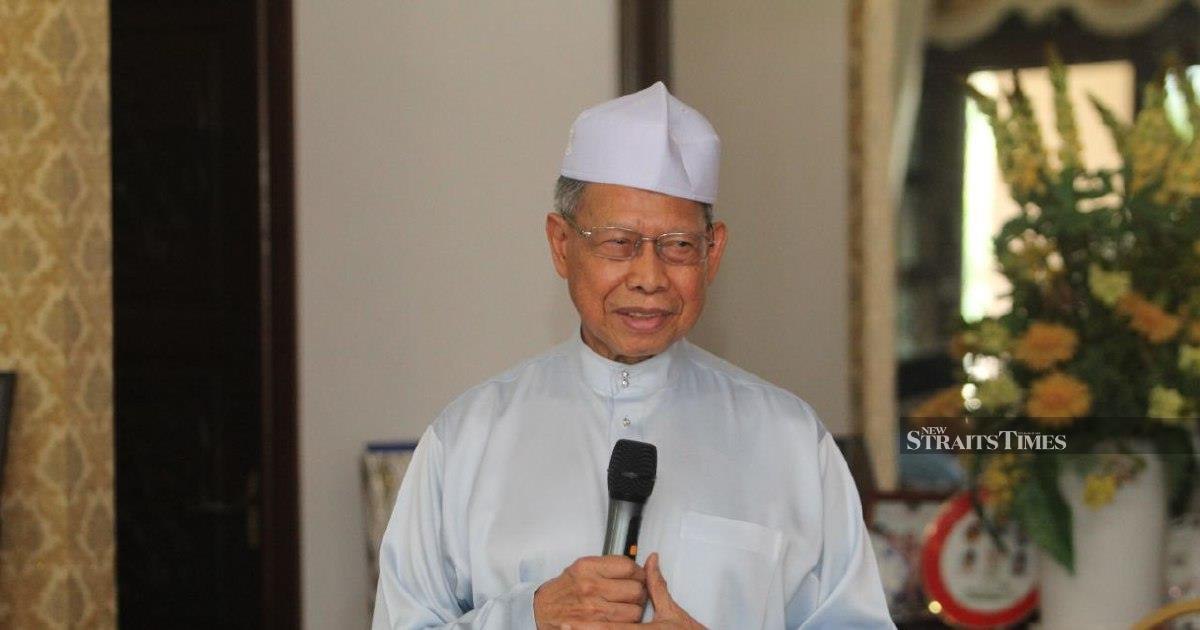Former Jeli MP Mustapa Mohamed Abandons Electoral Plans, Cites Health Concerns