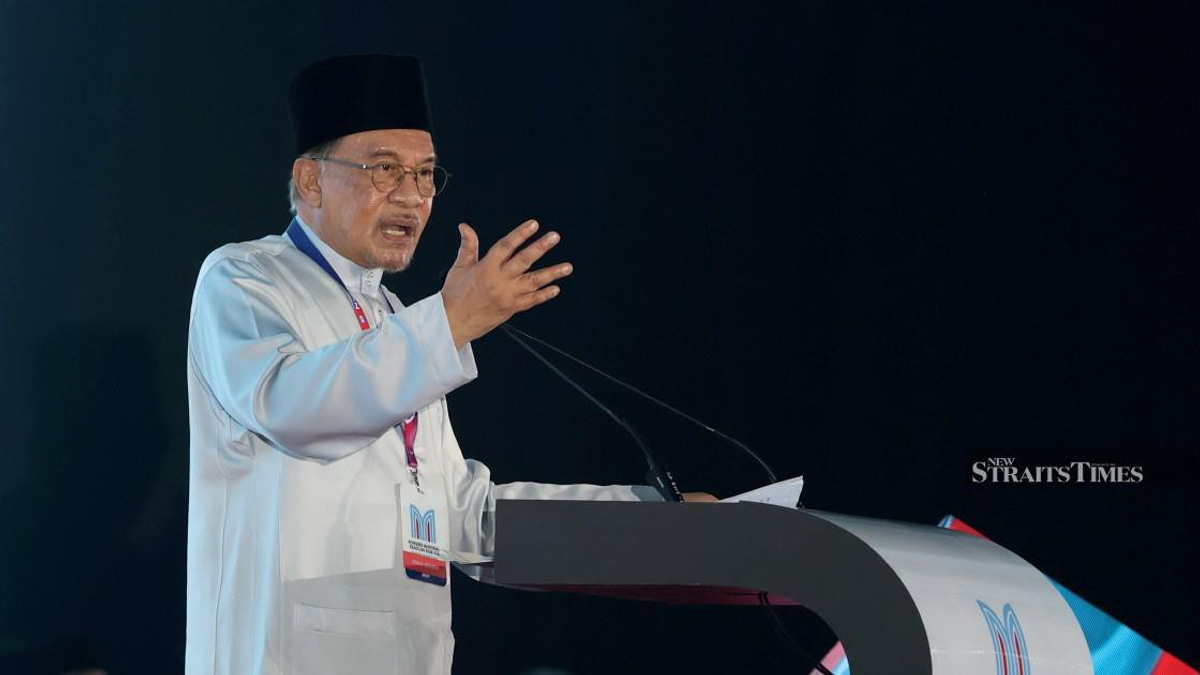 Anwar Tables AUKU Abolition Proposal to Cabinet This Week
