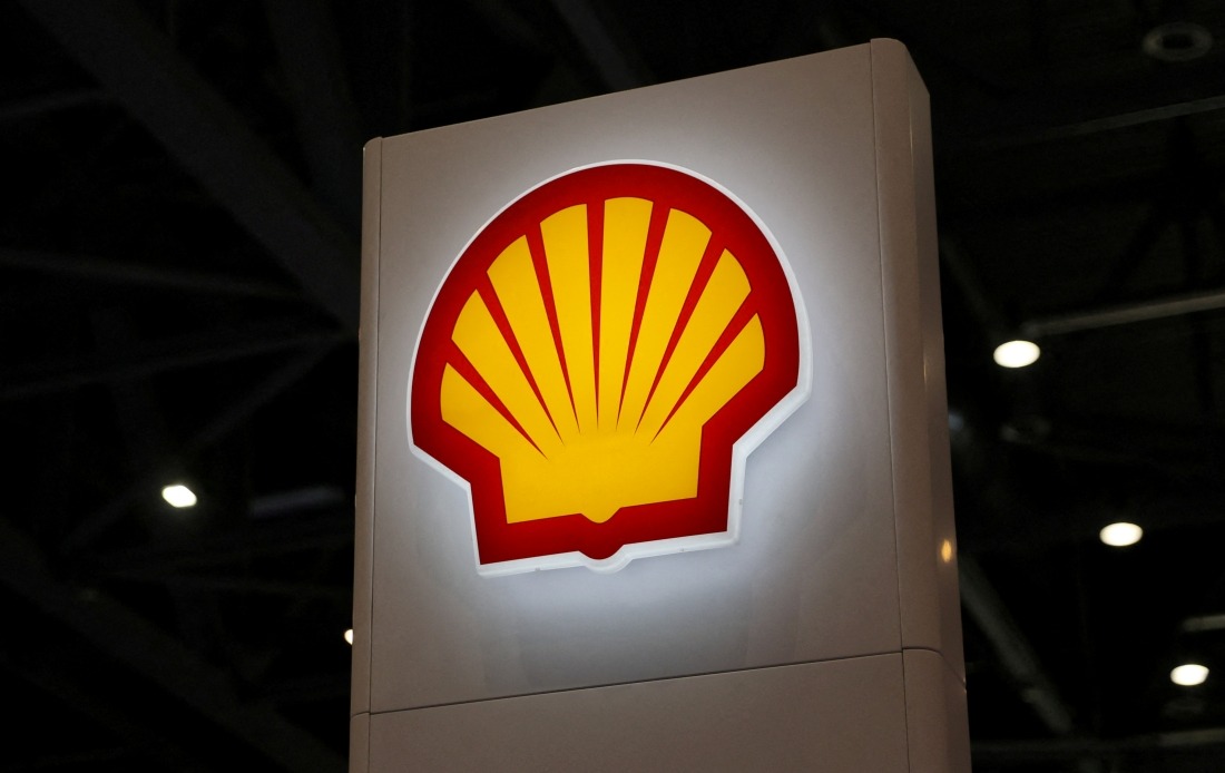 Shell's Earnings Surge 70% as Oil Traders Capitalise on Middle East Volatility