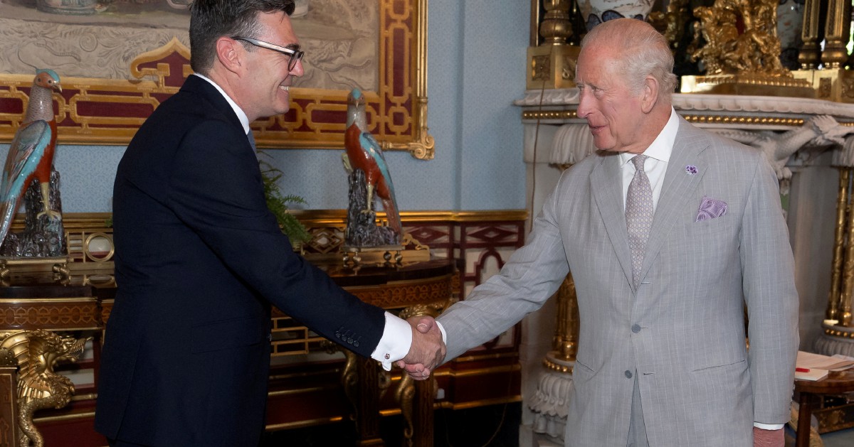 Andy Burnham Takes Over as British Prime Minister Following Meeting with King Charles III