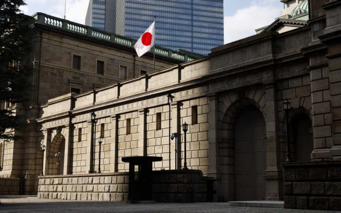 Japanese Yen Plunges to 39-Year Low as Fed Rate Hike Expectations Overwhelm Intervention Fears