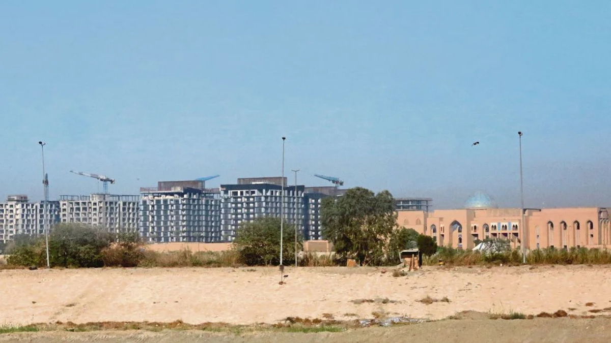 Iraq's Anti-Corruption Push: Widespread Raids Sweep Baghdad's High-Security Green Zone