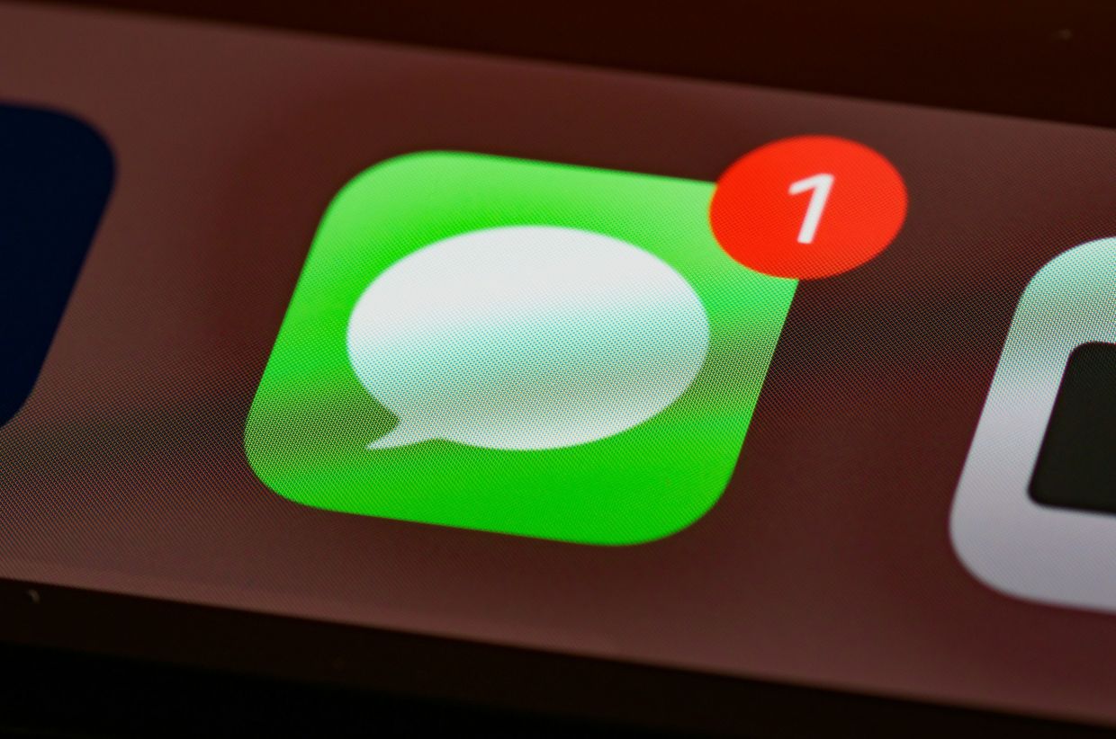 ChatGPT Gains Access to iMessage, Intensifying Privacy Debate with Apple