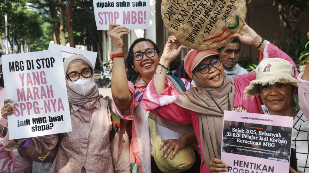 Quality concerns prompt Indonesian mothers to reject free meal programme, sparking broader policy review