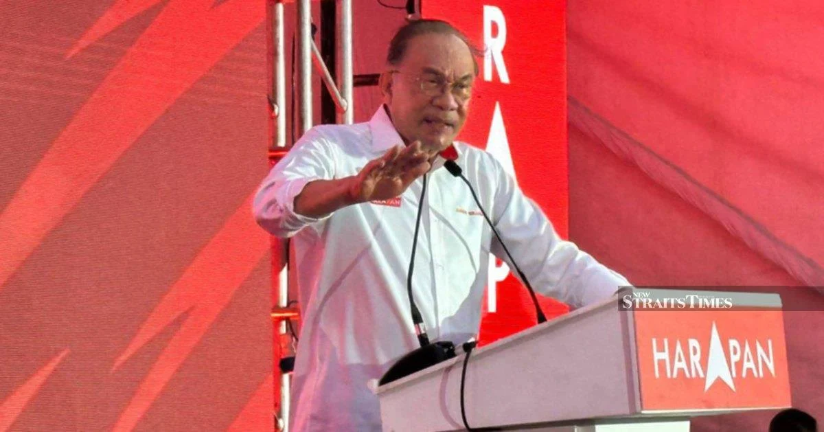 Focus on unity and hard work, Anwar tells Pakatan Harapan machinery ahead of Johor push