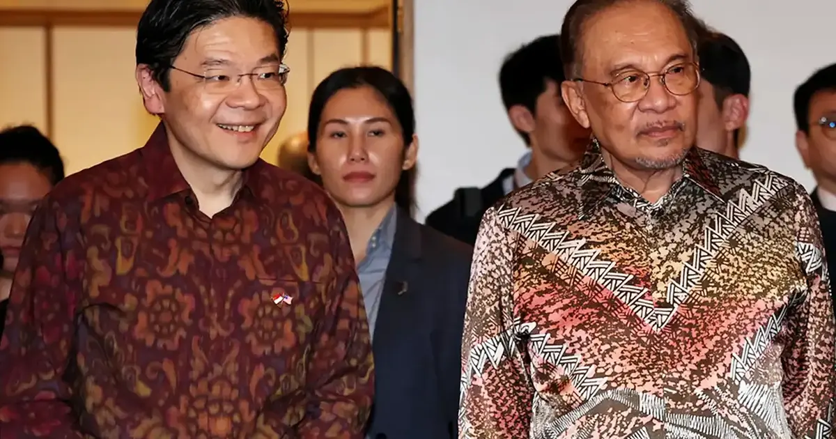 Anwar Dismisses Suggestions of Singapore PM Contact Over Johor Election Voting