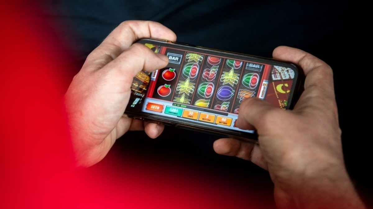 Indonesia Dismantles Online Gambling Network With Mass Website Blocks And Bank Account Closures