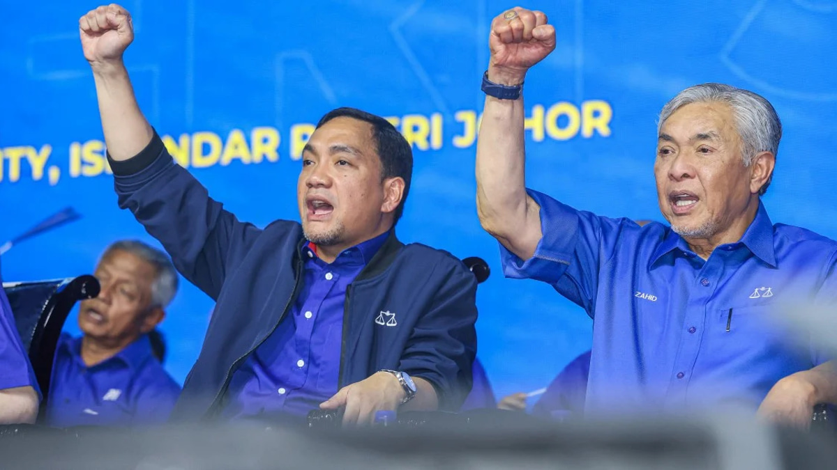 Zahid keeps door open for BN talks with PAS and Wawasan ahead of Johor polls