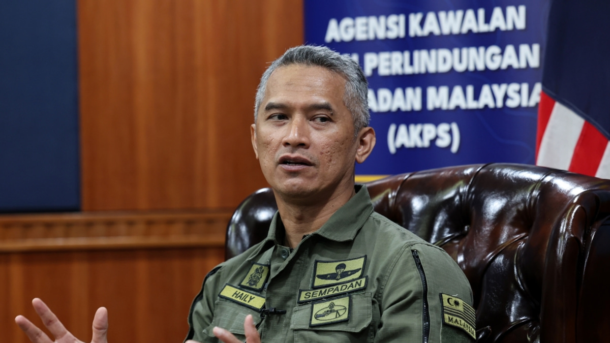 Authorities Probe Security Gaps After Malaysia Airlines Pilot's Drug Arrest in Jakarta