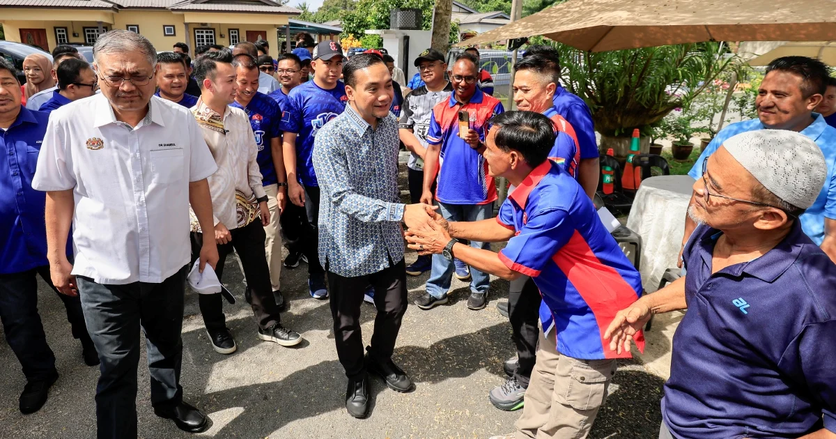 Onn Hafiz Says Parties Free to Choose Own Election Strategy as Pas Backs BN in Non-PN Seats