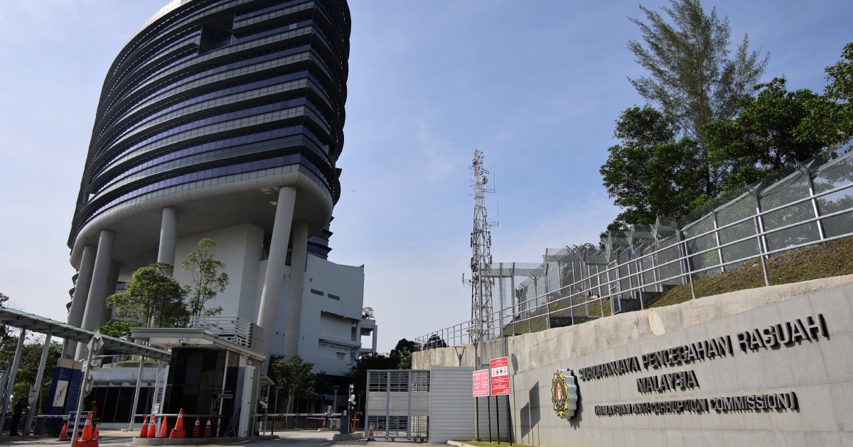 Alam Maritim CEO freed from MACC custody after remand period