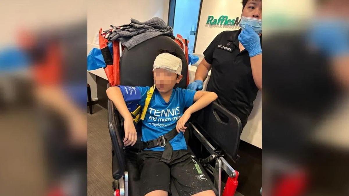 Young child hospitalised after signboard collapse at Singapore foodcourt