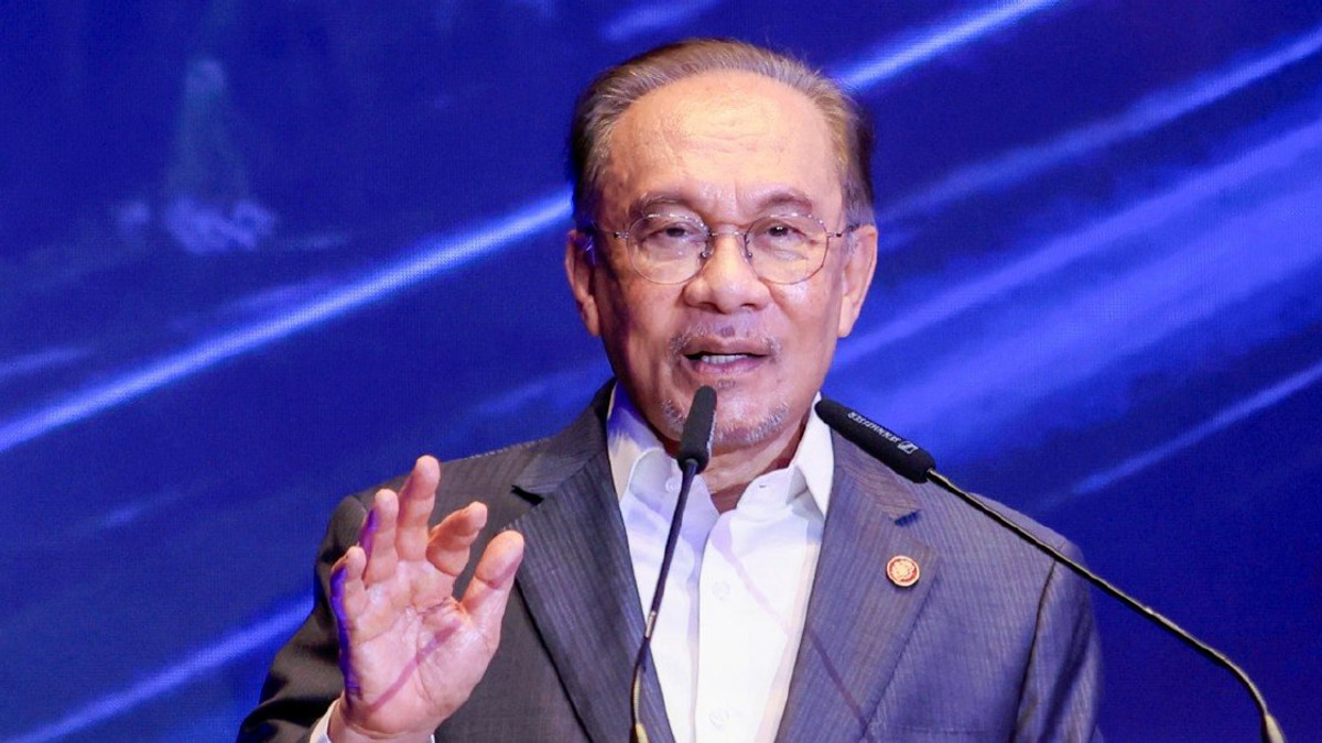 PMX.AI Digital Twin to Return Following Suspension, Anwar Says Work Progressing on Improvements