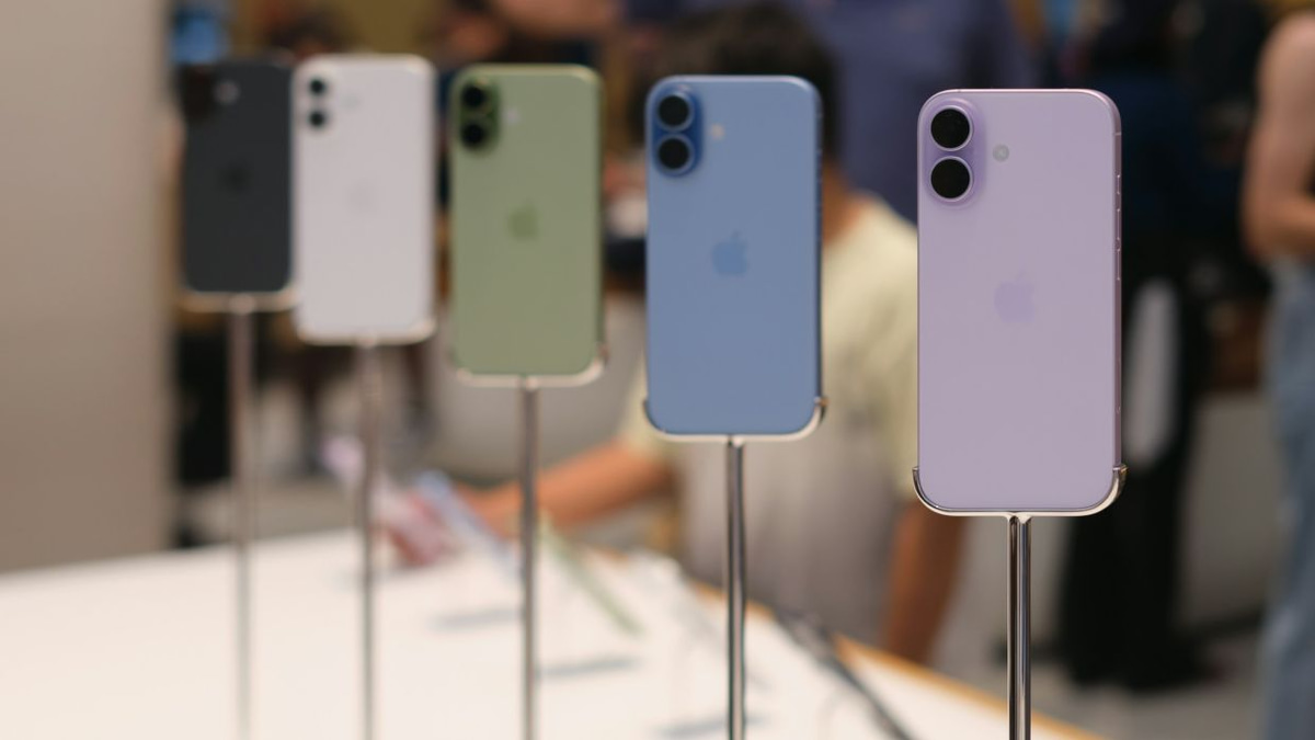 Apple's Trade Secret Lawsuit Could Cripple OpenAI's Hardware Ambitions Before Court Date