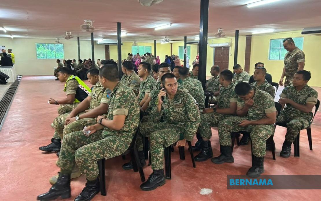 Saifuddin, Khaled Urge Early Voters to Exercise Civic Duty Responsibly