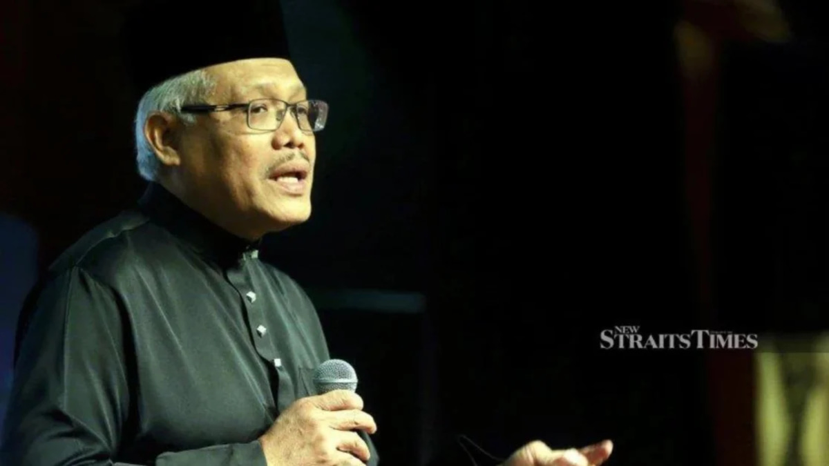 Hamzah Questions Government's Appointment of Azam Baki as NFCC Adviser Amid Past Controversies