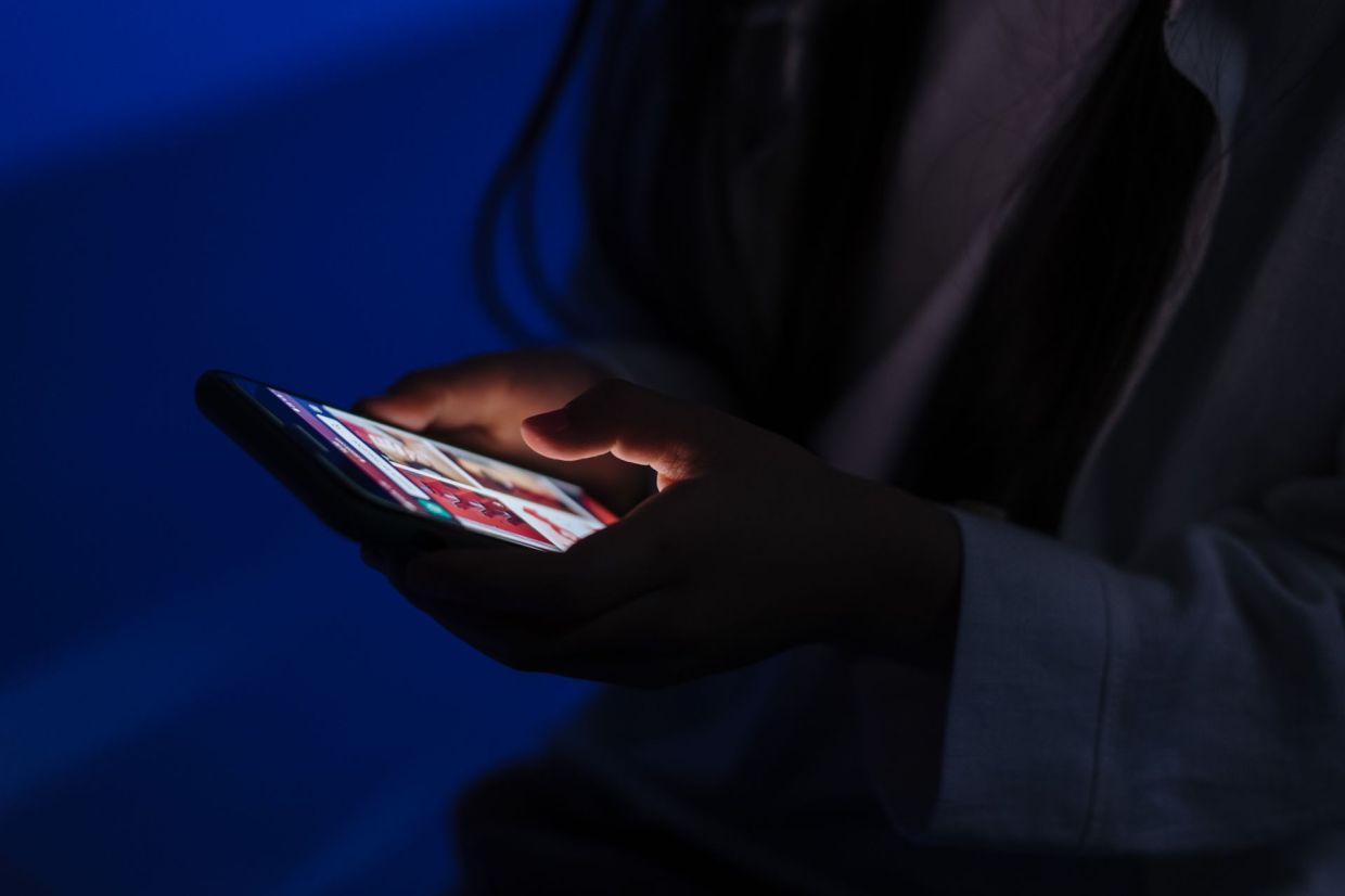 US House Advances Children's Online Safety Bill, but Senate Pushes for Tougher Tech Company Accountability