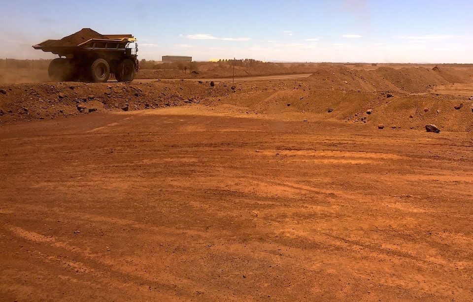 Australian Scientists Discover Vast Natural Hydrogen Deposits in Iron Ore Reserves