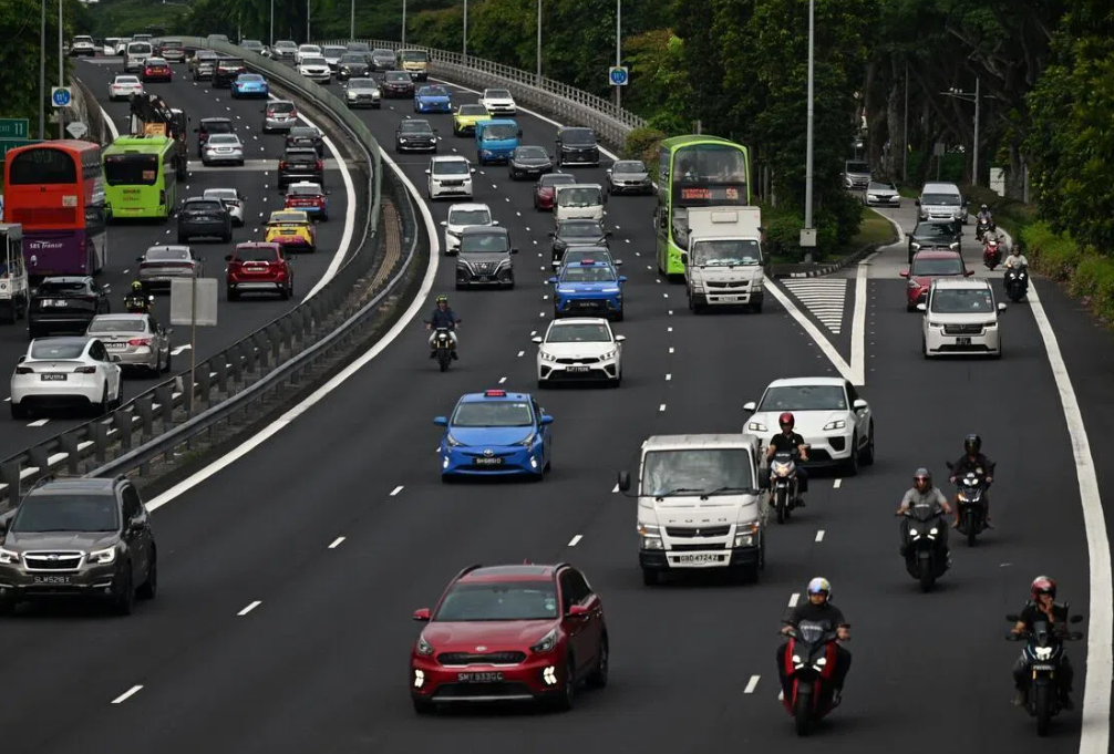 Singapore's ride-hailing platforms extend driver surcharges until end of September