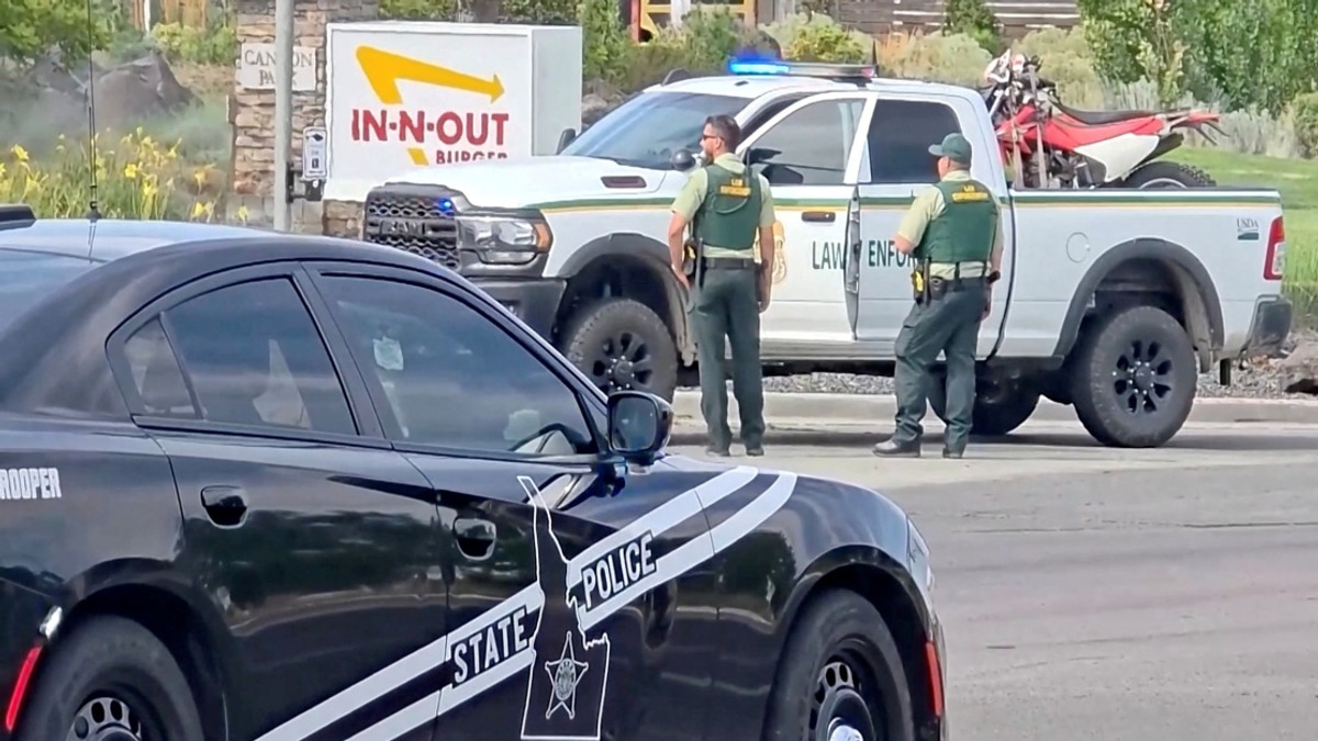 Three Dead, Seven Injured in Shooting at Idaho In-N-Out Burger Restaurant