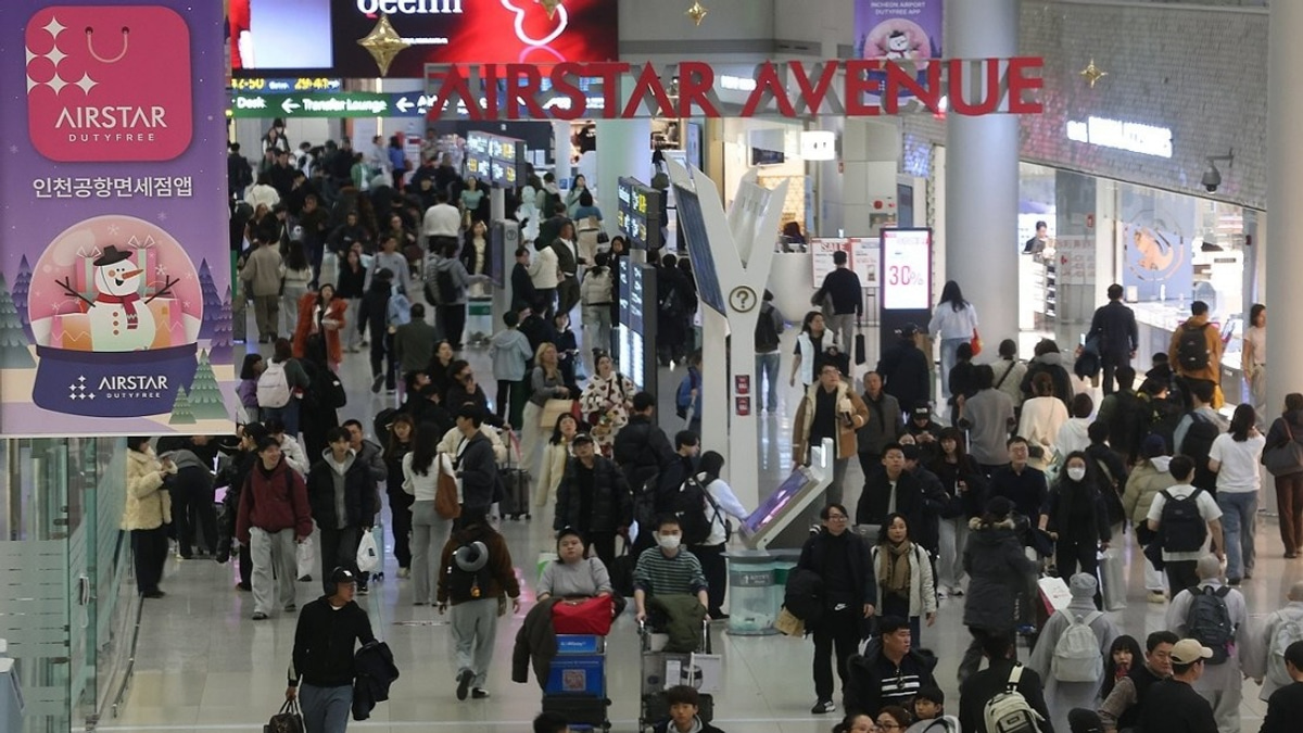South Korea Crosses 10 Million Foreign Visitor Milestone, Poised for Record Tourism Year
