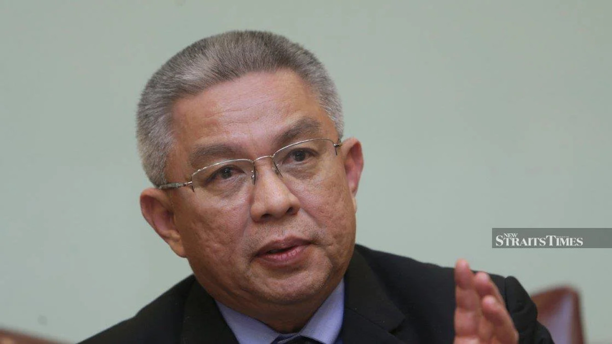 Ex-Health Minister Dr Adham Baba Returns to Fight for Johor BN Seat