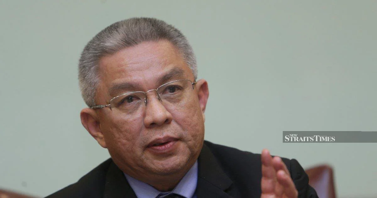 Ex-Health Minister Dr Adham Baba Returns to Fight for Johor BN Seat