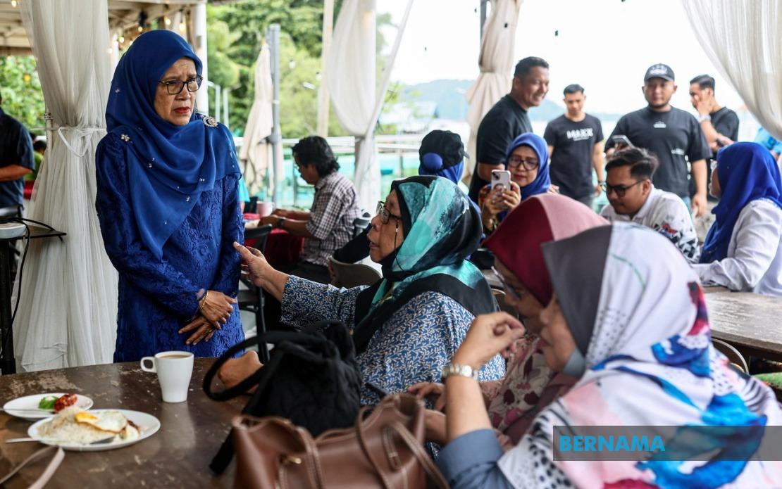 Endau Battleground: Incumbent's Development Record Faces Challenger's Economic Reform Vision