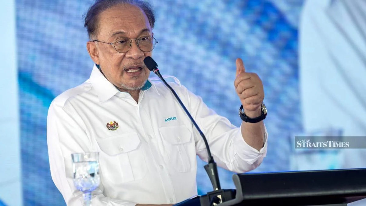 Anwar Backs Sarawak's Readiness to Manage Bintulu Port After Handover