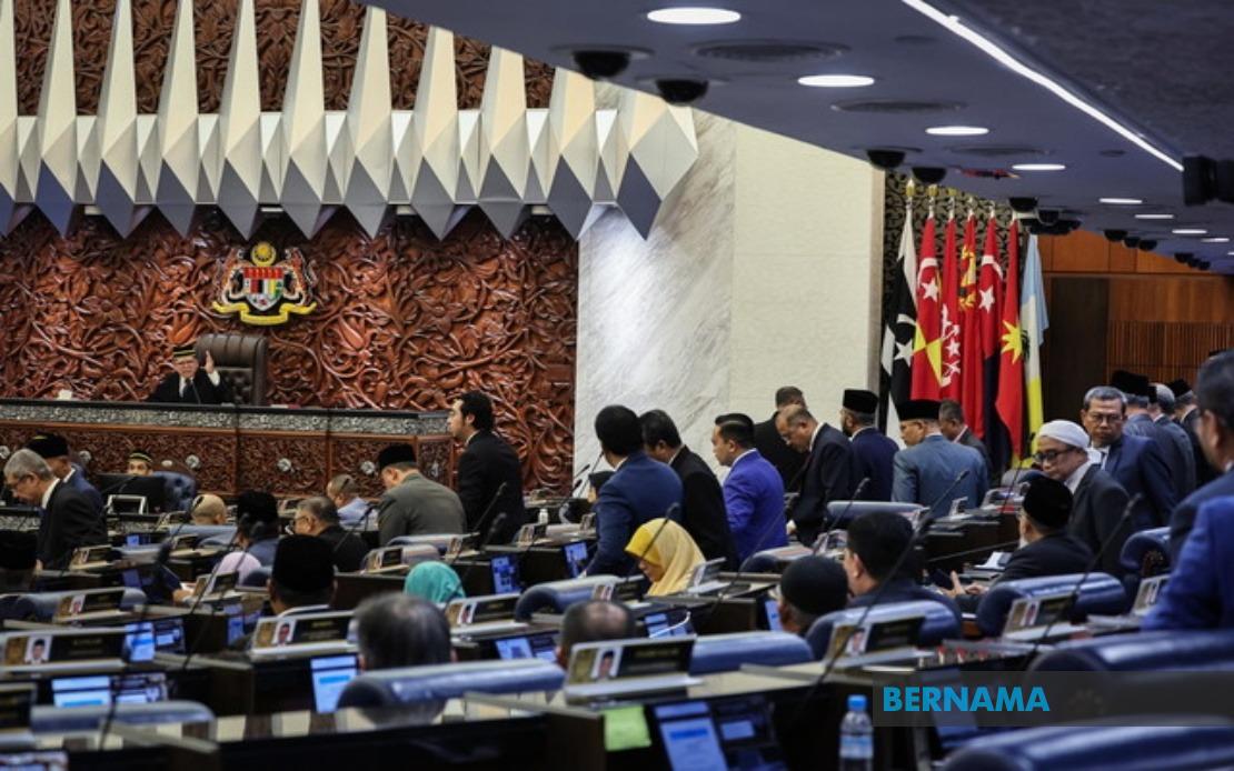 Opposition MPs Walk Out of Parliamentary Sitting on Tabung Haji Inquiry Report