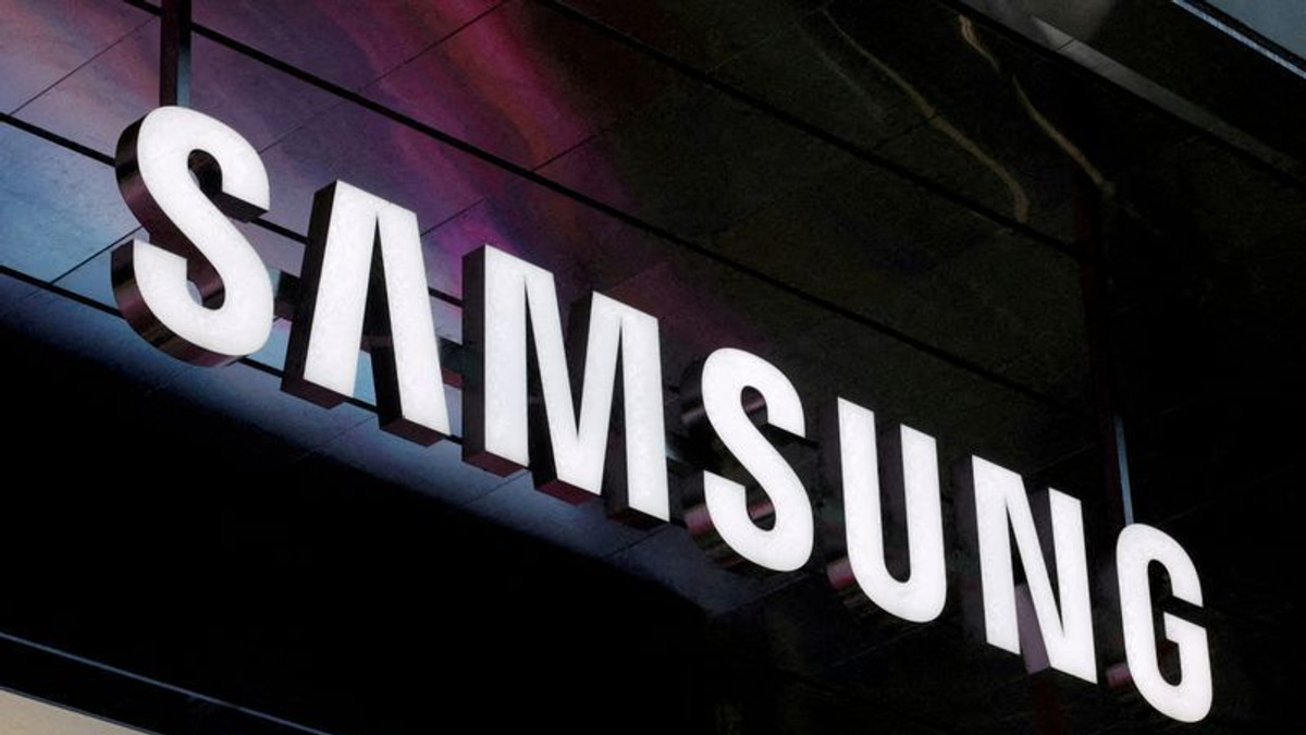 Samsung forecasts worsening chip shortages as AI demand stays robust; stock rallies 8%