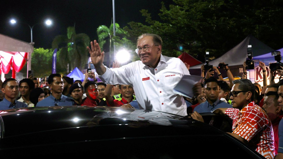 Anwar's temple apology signals genuine commitment to Indian inclusion, says Rayer