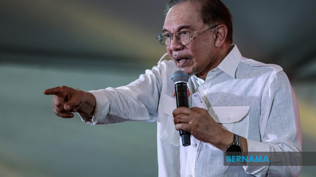 Anwar Defends Federal Support for Kedah, Dismisses Sanusi's Political Criticism