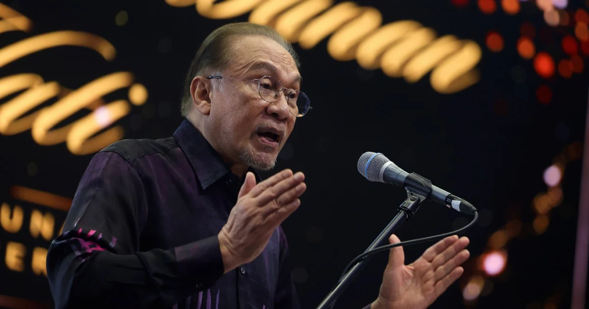 Malaysia Pivots to High-Tech Economy, Prioritising Semiconductors and AI: Anwar
