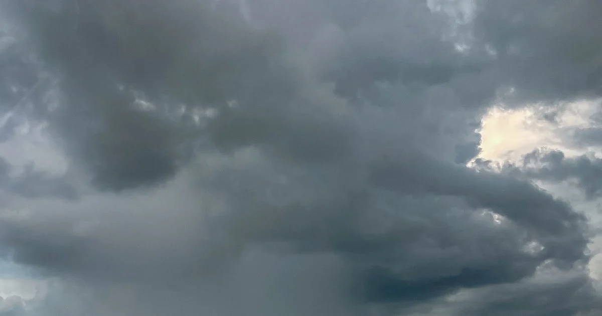 Severe Thunderstorms to Batter Northern States Through Midday