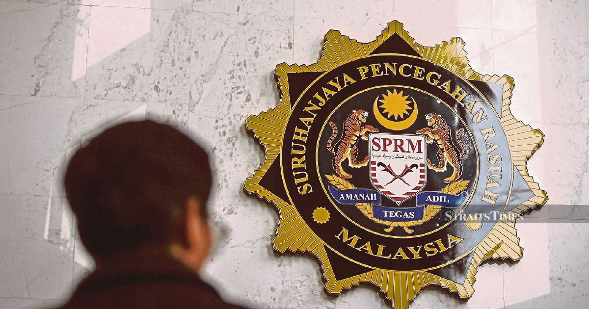 Ex-Cabinet Member to Face Corruption Charges in KL Court