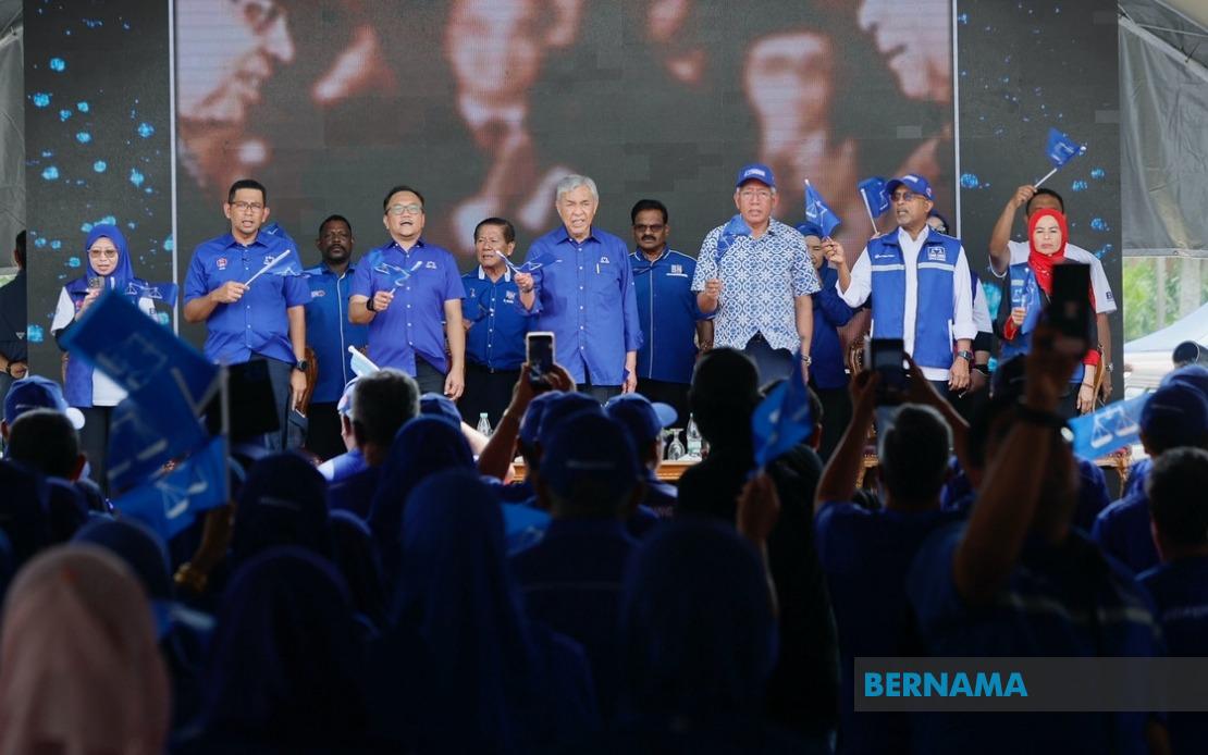 Johor Election: Ahmad Zahid Calls for BN Unity as Party Seeks State Stronghold