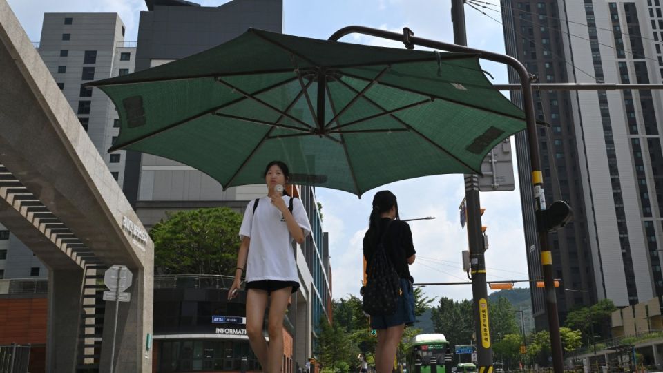 South Korea's Heat Crisis Exposes Workplace Safety Divide Between Large Firms and Smaller Employers