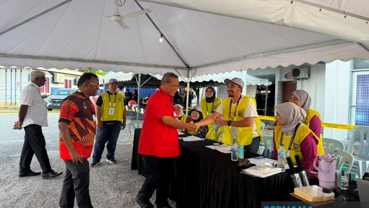 Negeri Sembilan Candidates Monitor Early Voting as Poll Day Approaches
