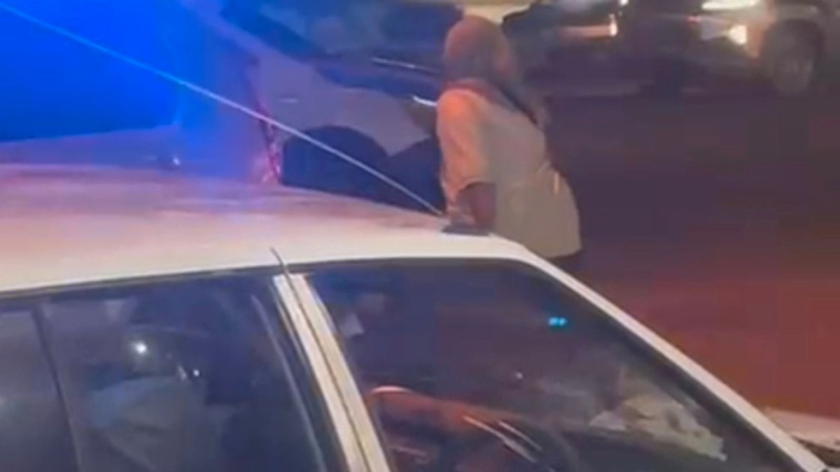 Woman arrested for vandalising vehicle with knife in Kedah viral incident