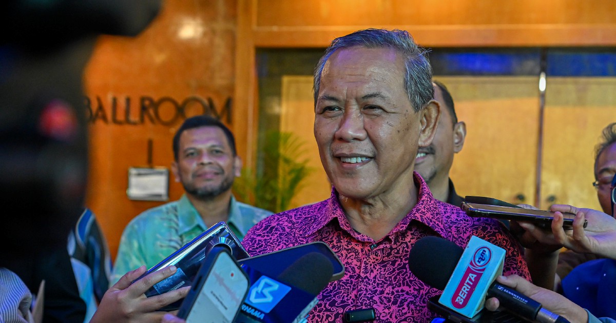 Aminuddin Urges Focus on Solutions as Flood Mitigation Works Continue in Linggi