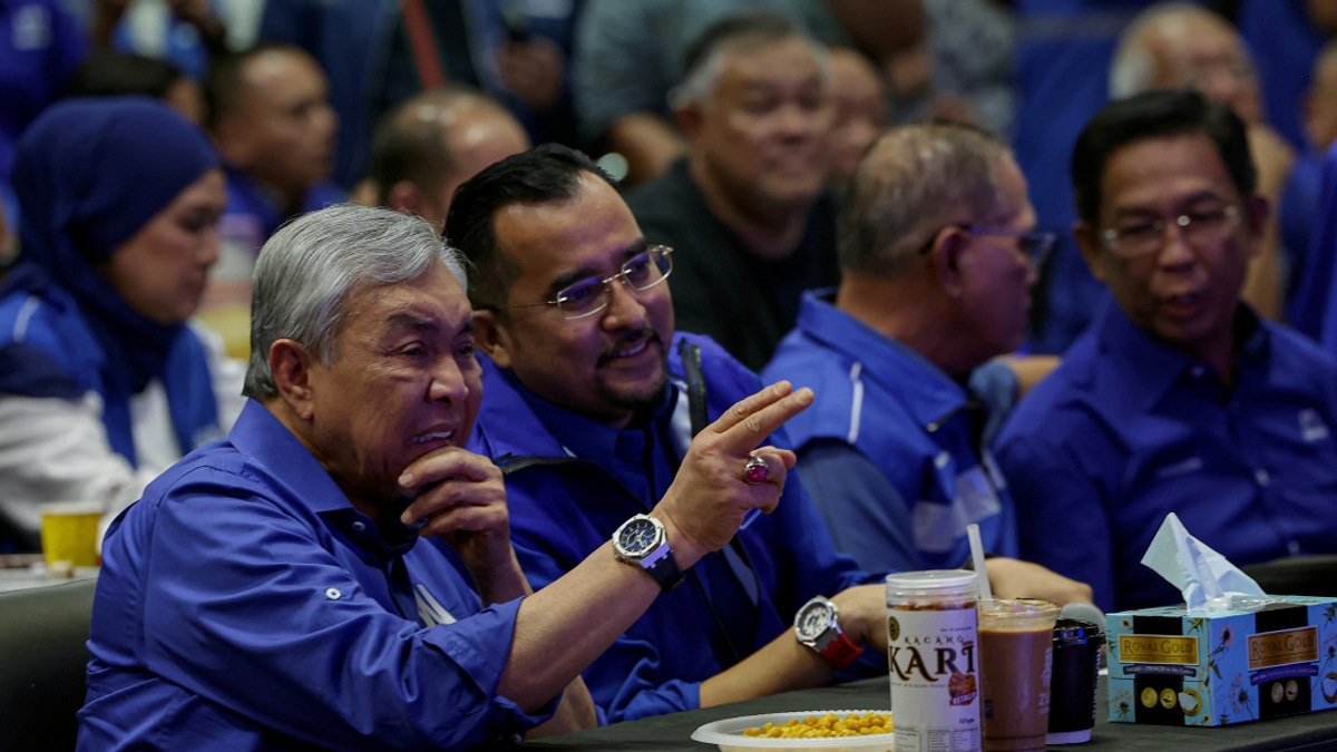 Stay humble, Asyraf warns Umno after Negri Sembilan triumph