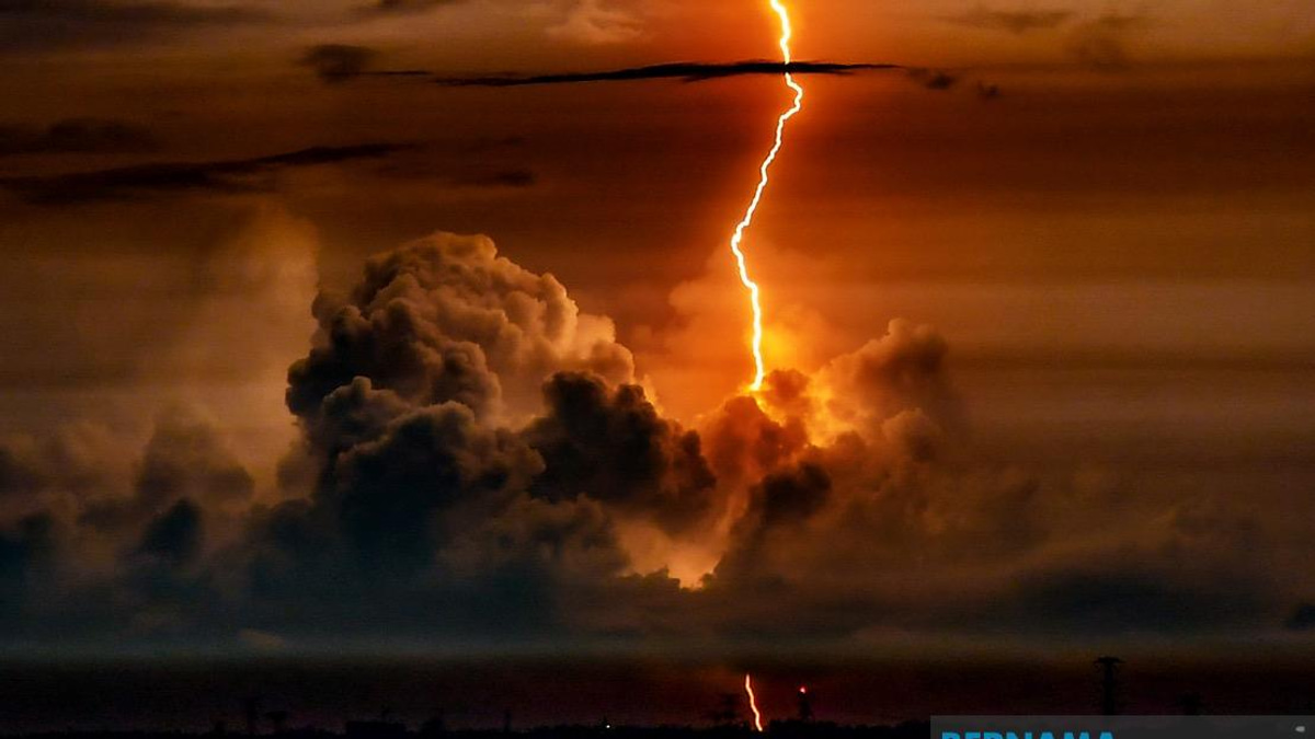 Severe Thunderstorms to Batter Multiple States Across Malaysia Until Late Evening