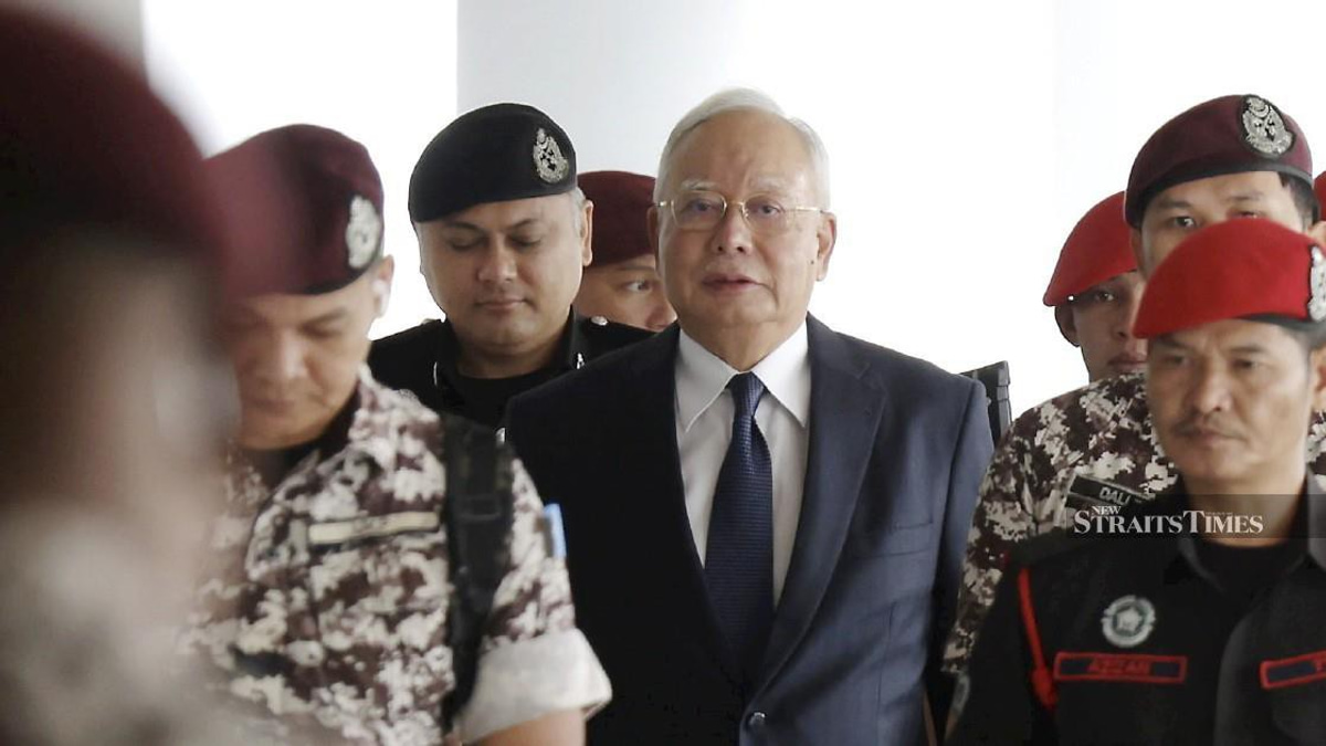 Najib undergoes heart procedure, no stent or balloon angioplasty needed