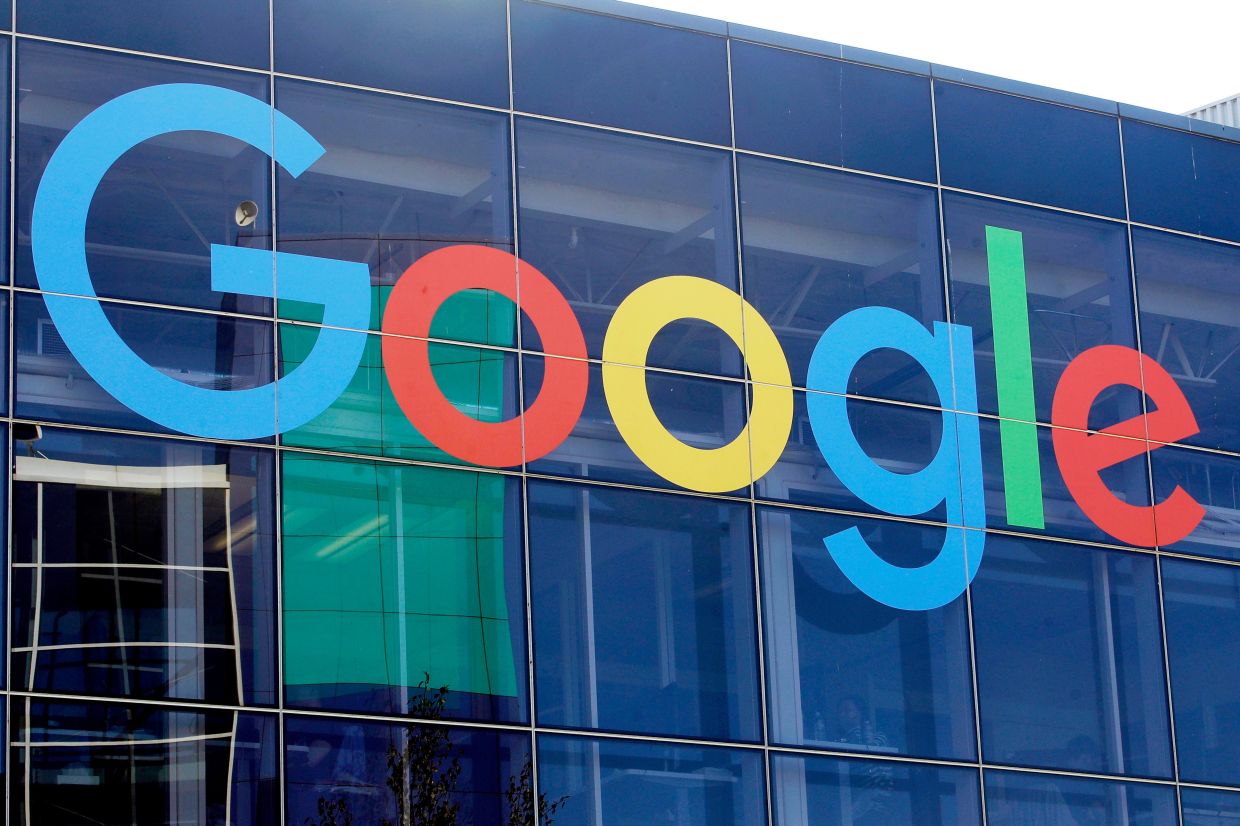 Google Maps Reflects Trump's Lake Ontario Rename, Deepening US-Canada Digital Divide